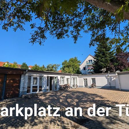 Fewo Urban Gotha-Apartment Friedenstein- Am Schlosspark- Parken An Der Der Tuer- Barrierefrei, 900 Meter Zum Bahnhof - Wallbox Exterior foto